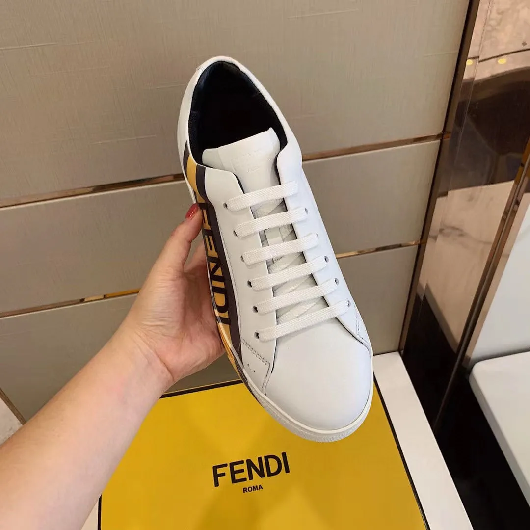 Factory Price: 438💰 Sun] FENDI Classic comfort for men, this sophisticated sneaker is handcrafted from soft calfskin. Mesh inner surface, ultra-light rubber material and rough outsole. This unique thin style is suitable for the casual and exquisite sensibility of this season. It is comfortable and natural on the feet. It is an everyday style for casual travel in autumn and winter! Code number: 38/44, customized 45